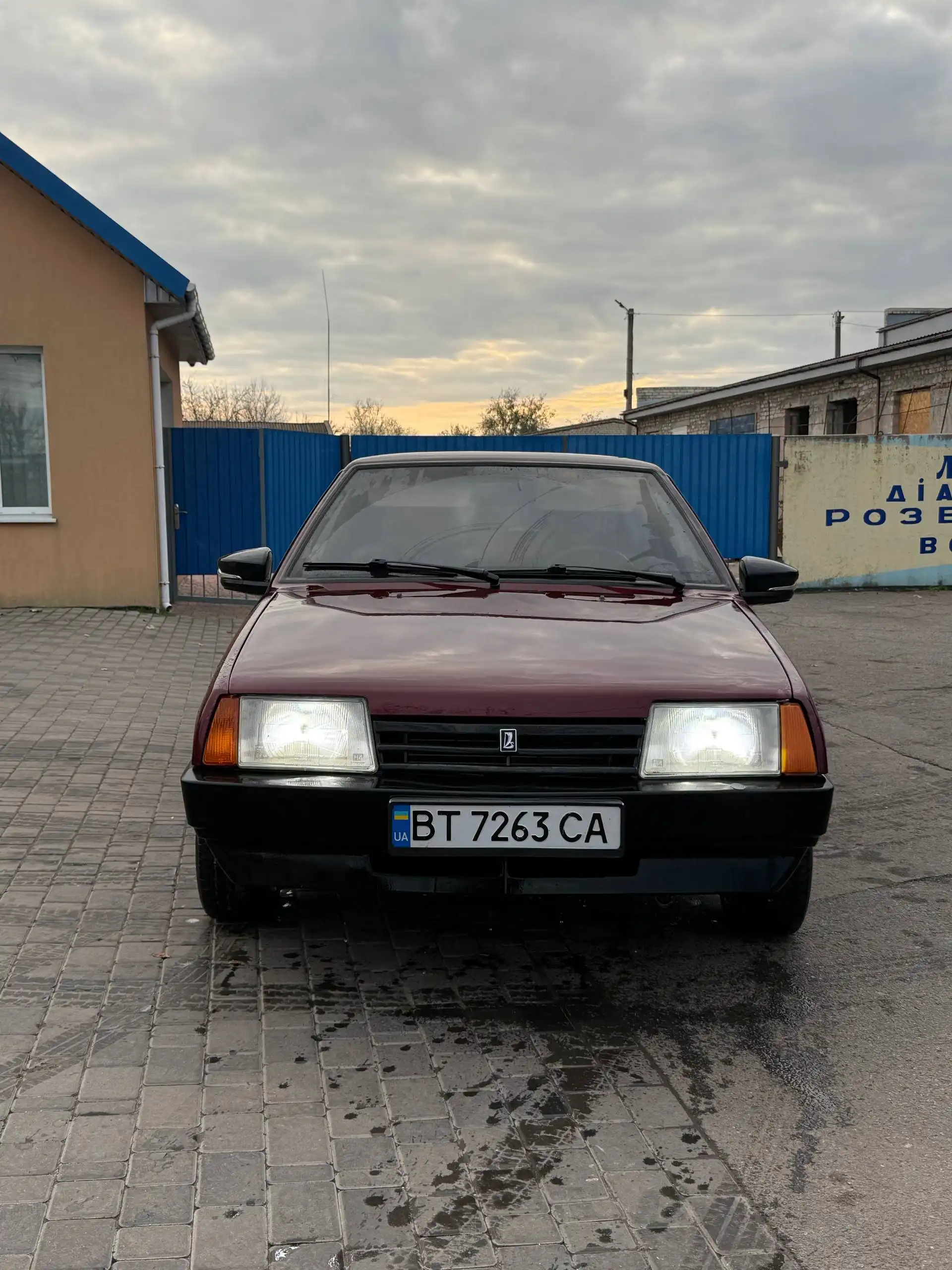 ВАЗ 21099 2008 года с пробегом 120 тыс. км