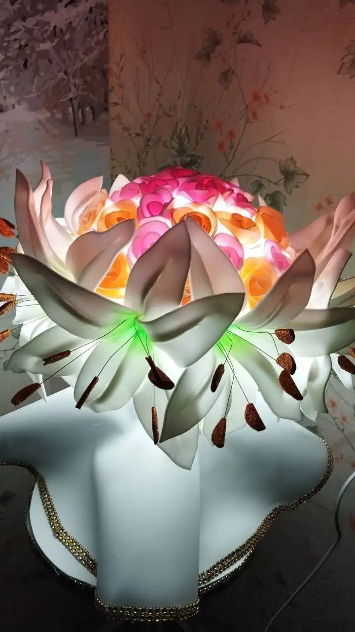 Светильники ручной работы из цветов