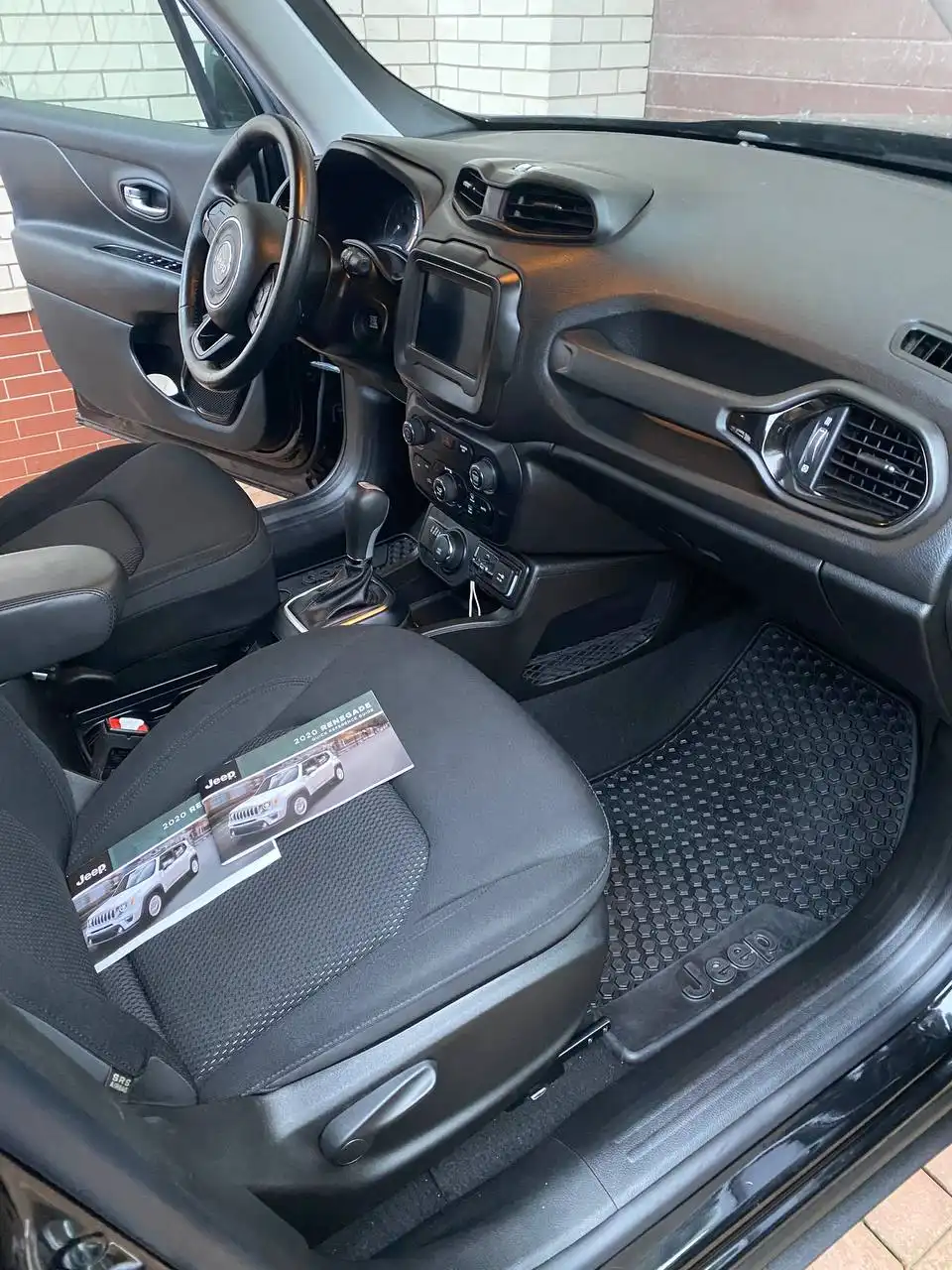 Продам Jeep Renegade 2019 года