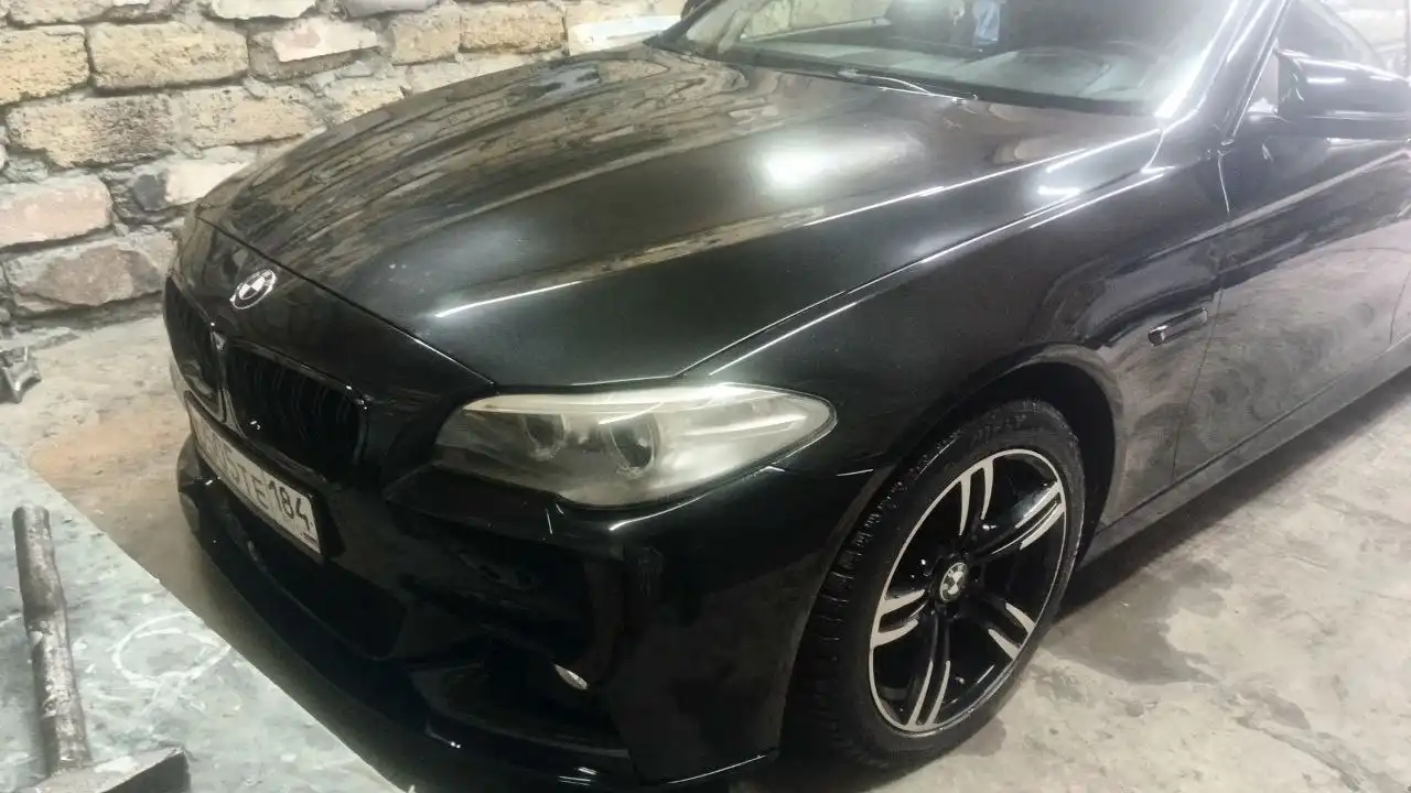 Продам BMW F10 2013 года