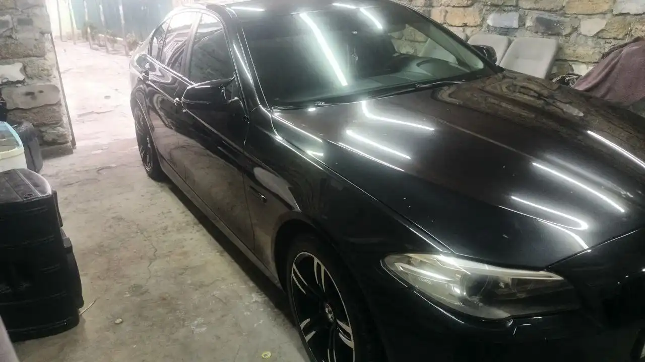 Продам BMW F10 2013 года