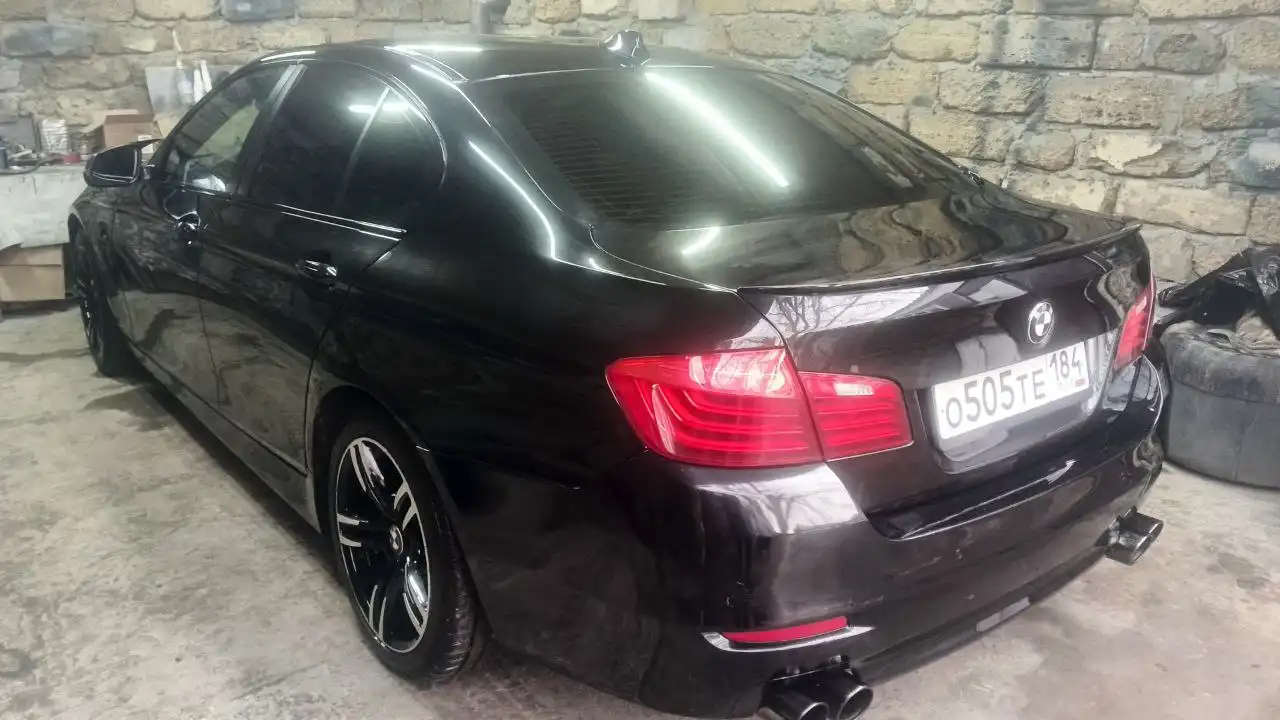 Продам BMW F10 2013 года