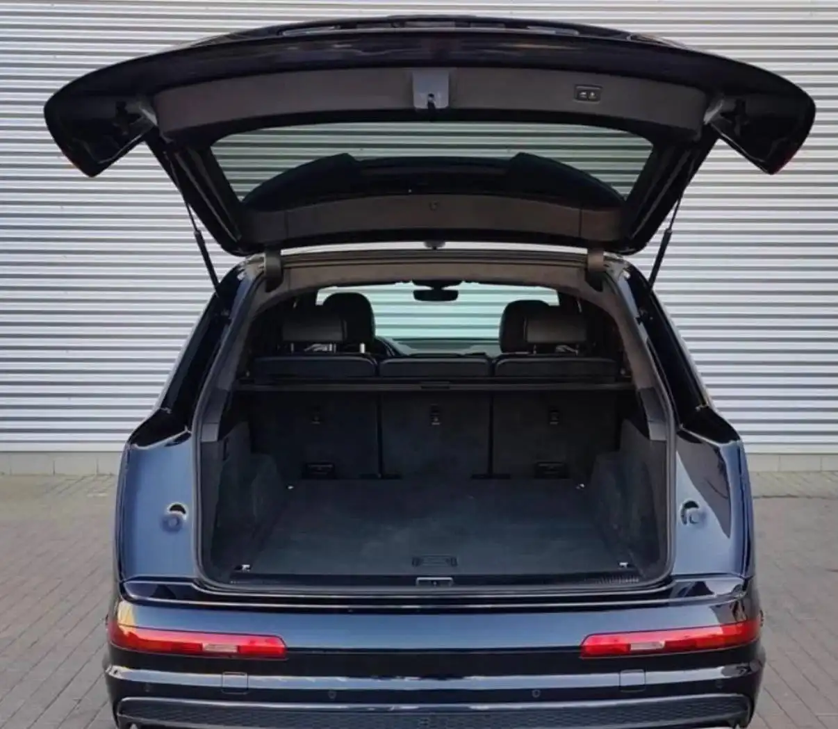 Продам AUDI Q7 3.0 TDi 2017 года