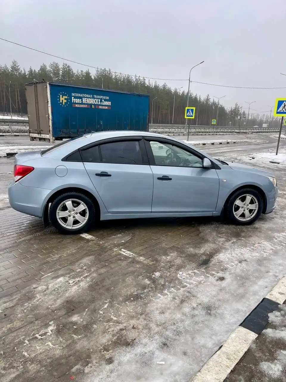 Продажа Шевроле Круз 2012 года в отличном состоянии