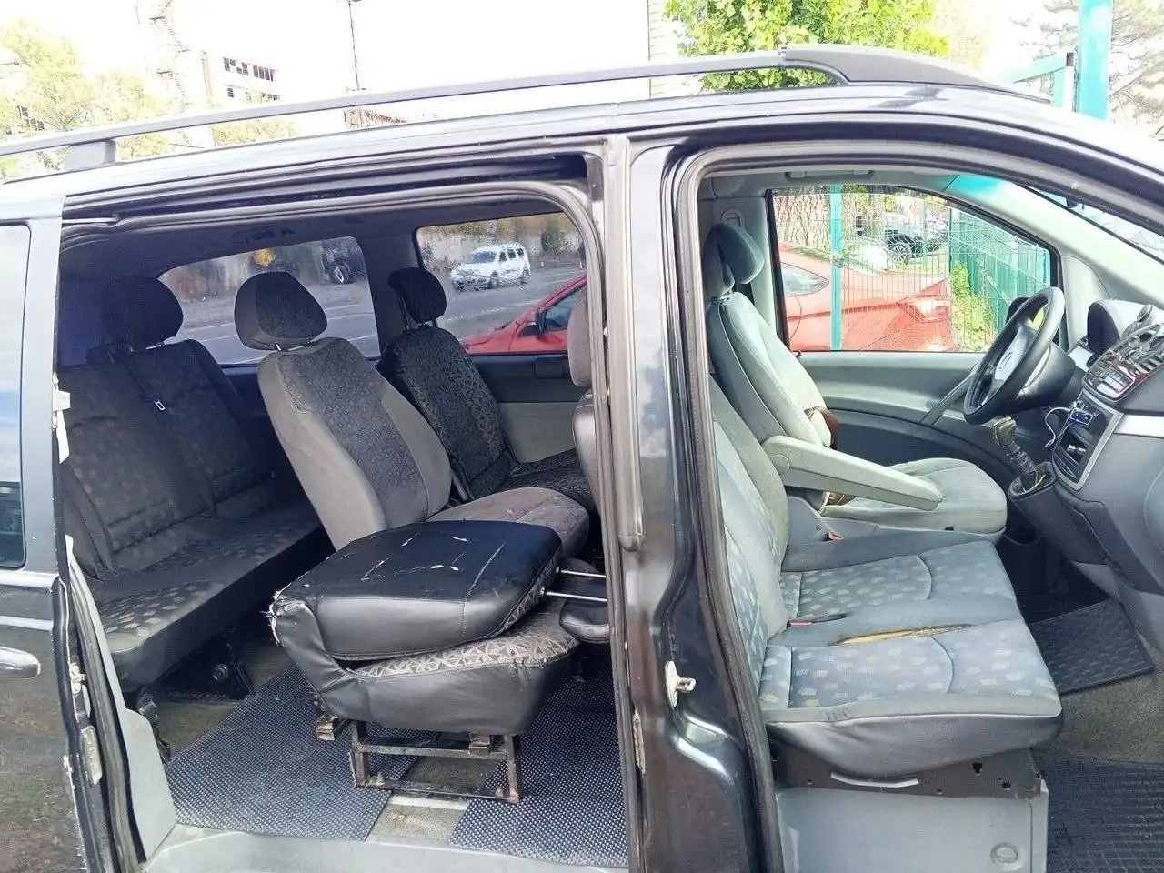 Mercedes Viano 639 длинная база 2004 года