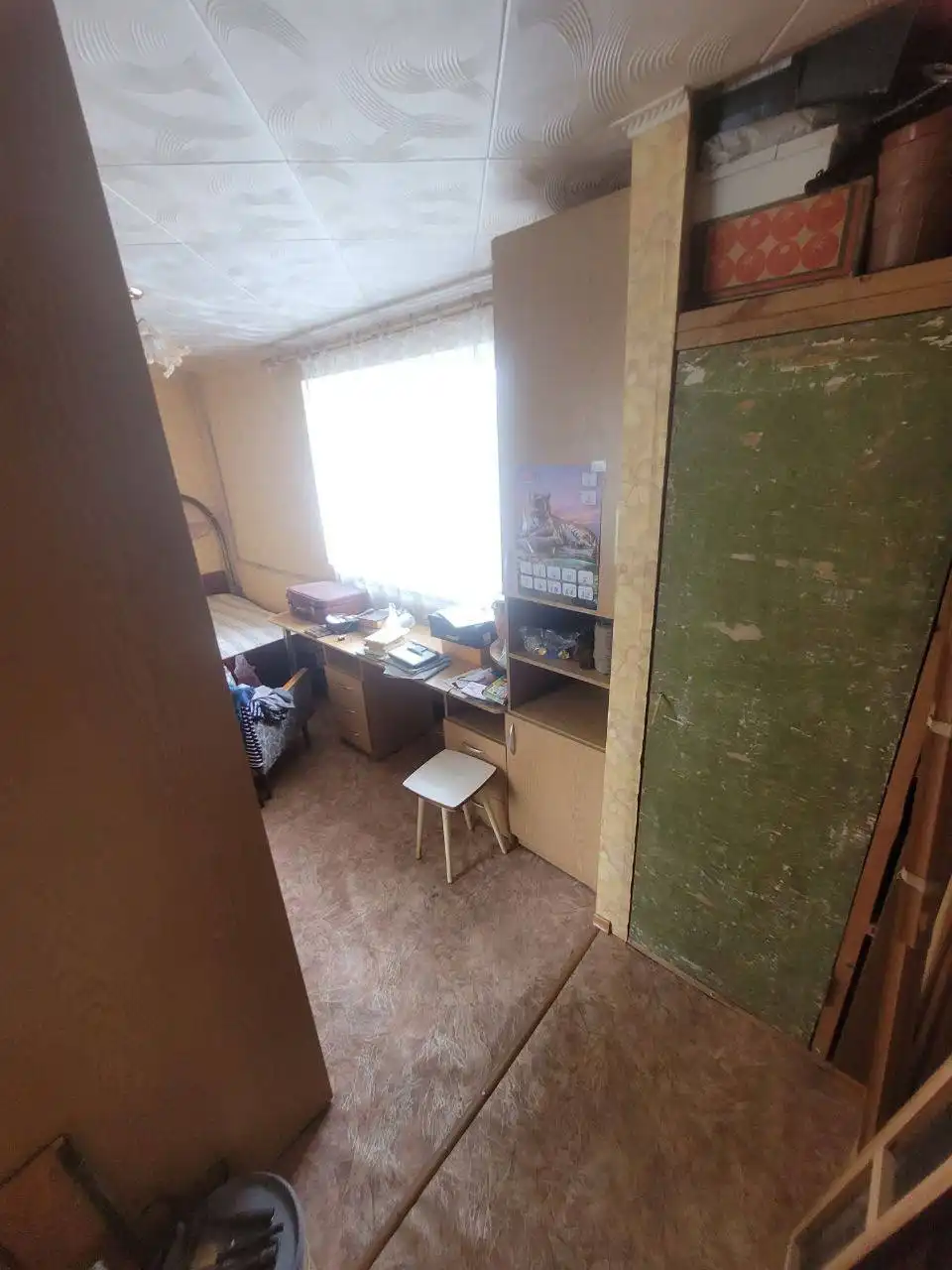 Продается 2-комнатная квартира в Луганске