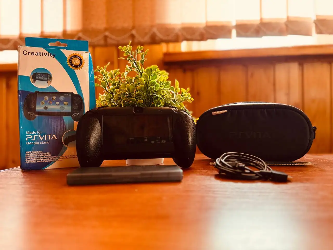 PS Vita 1006 с картой памяти 64 ГБ и играми - Игровые приставки (Электроника) в Самара
