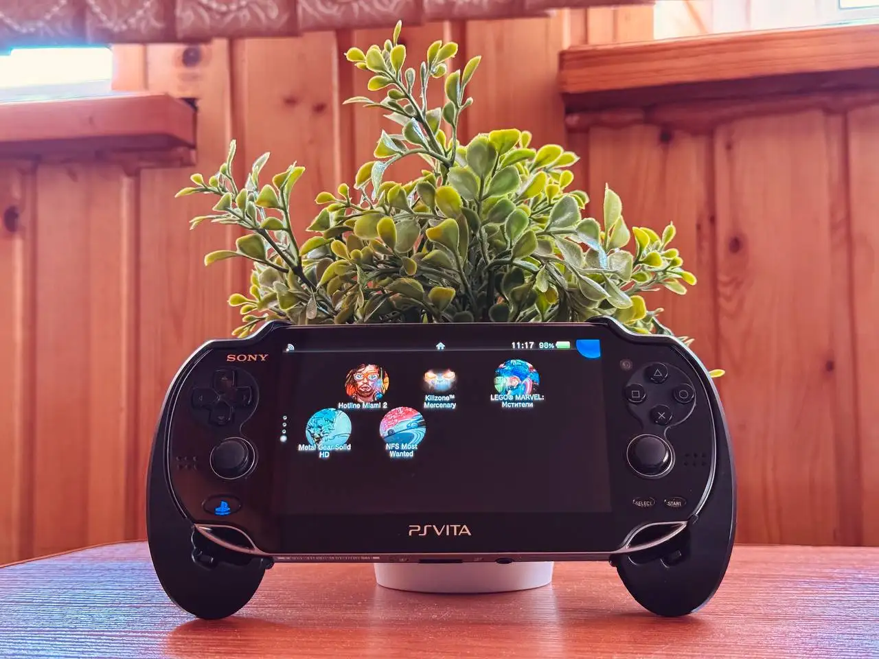 PS Vita 1006 с картой памяти 64 ГБ и играми - Игровые приставки (Электроника) в Самара
