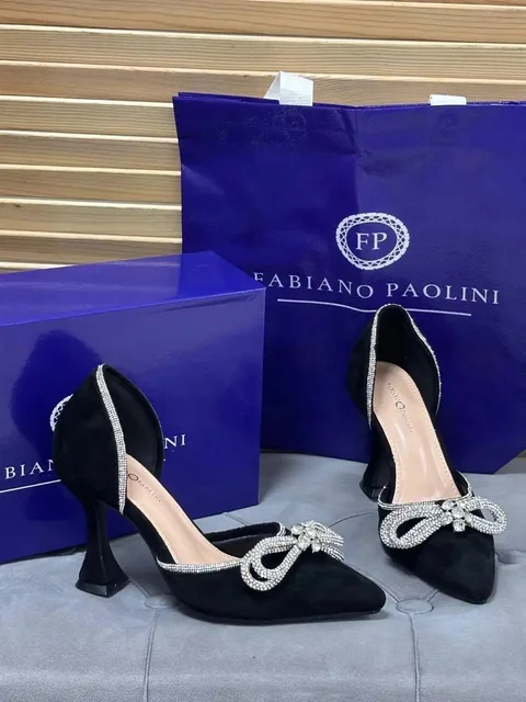 Продам новые туфли 40 размера - Костюмы в Самара