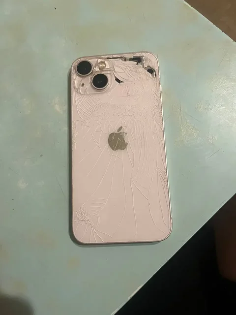 iPhone 13 256GB с дефектами - Комплектующие в Самара