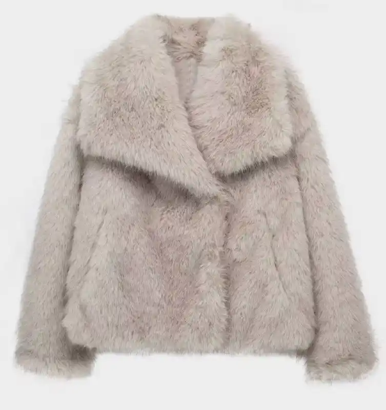 Продам новую искусственную женскую шубу - Одежда в Самара