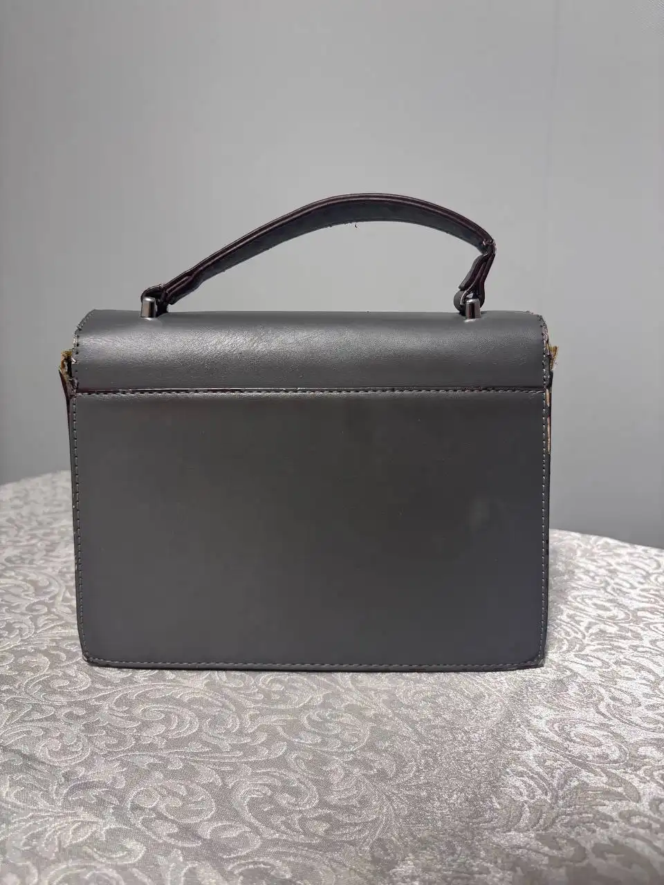 Сумка серая б/у