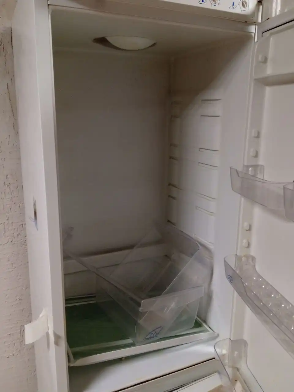 Холодильник в рабочем состоянии