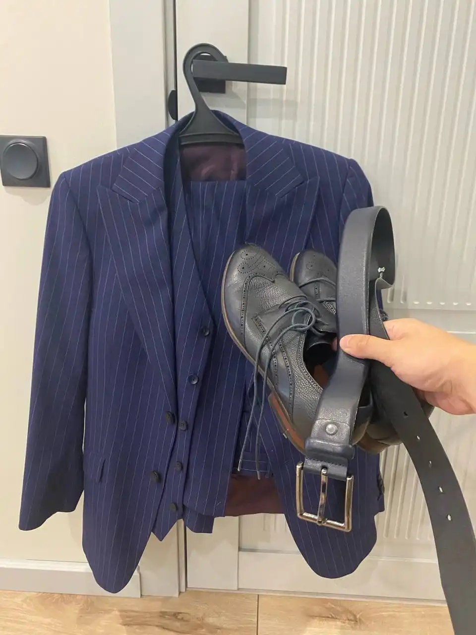 Продажа костюма Gentlemen с комплектом