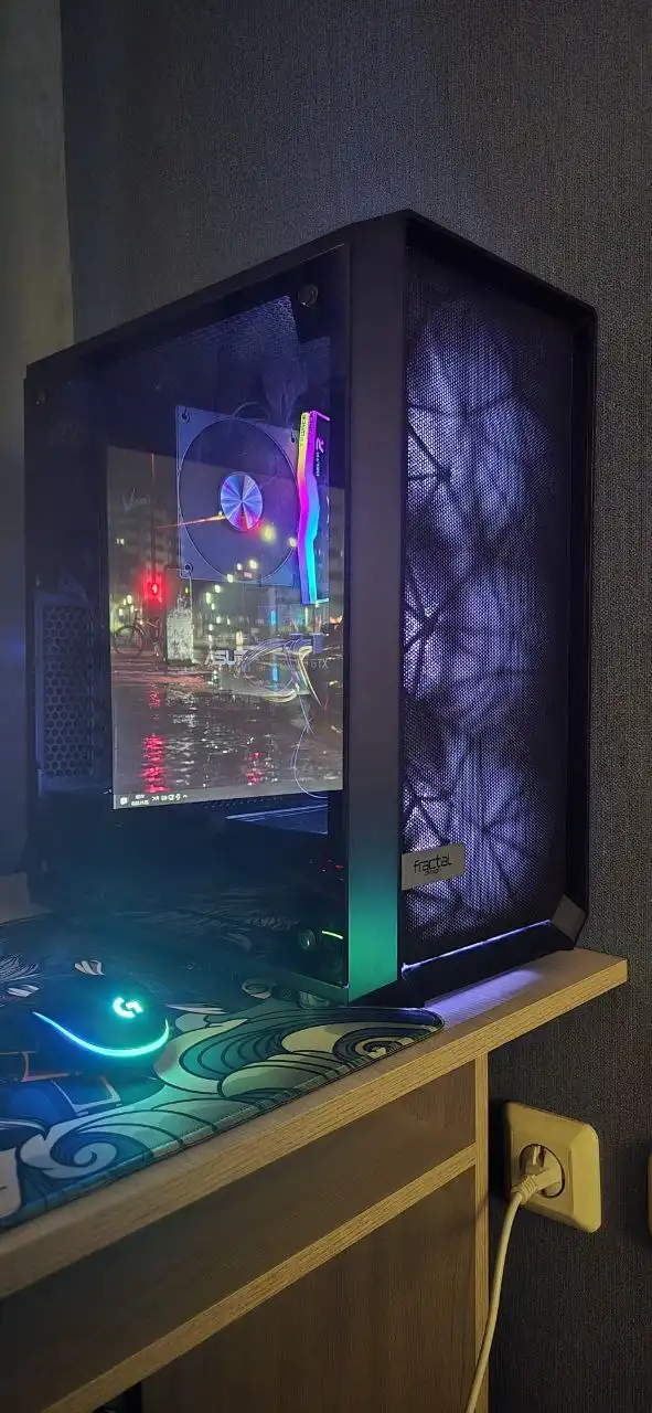 Продаётся игровой компьютер premium класса с монитором