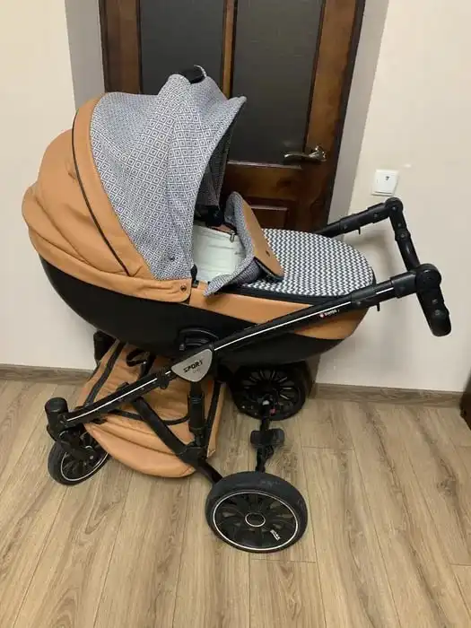 Продажа б/у детской коляски