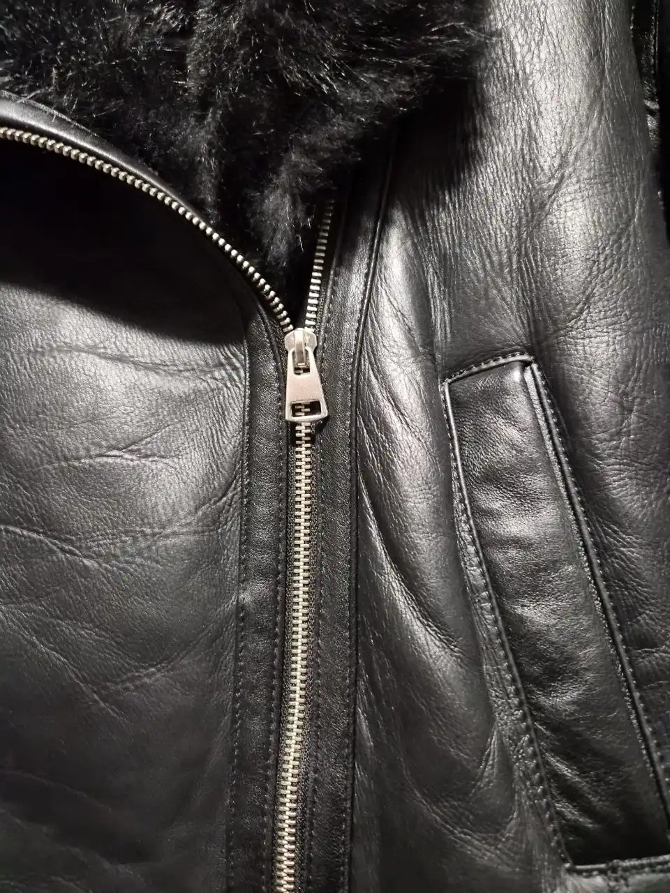 Дубленка авиатор из натуральной кожи и меха Тасканы