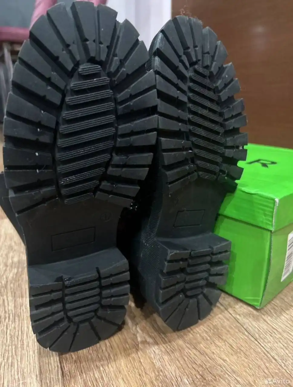 Продажа зимних сапог 37 размер