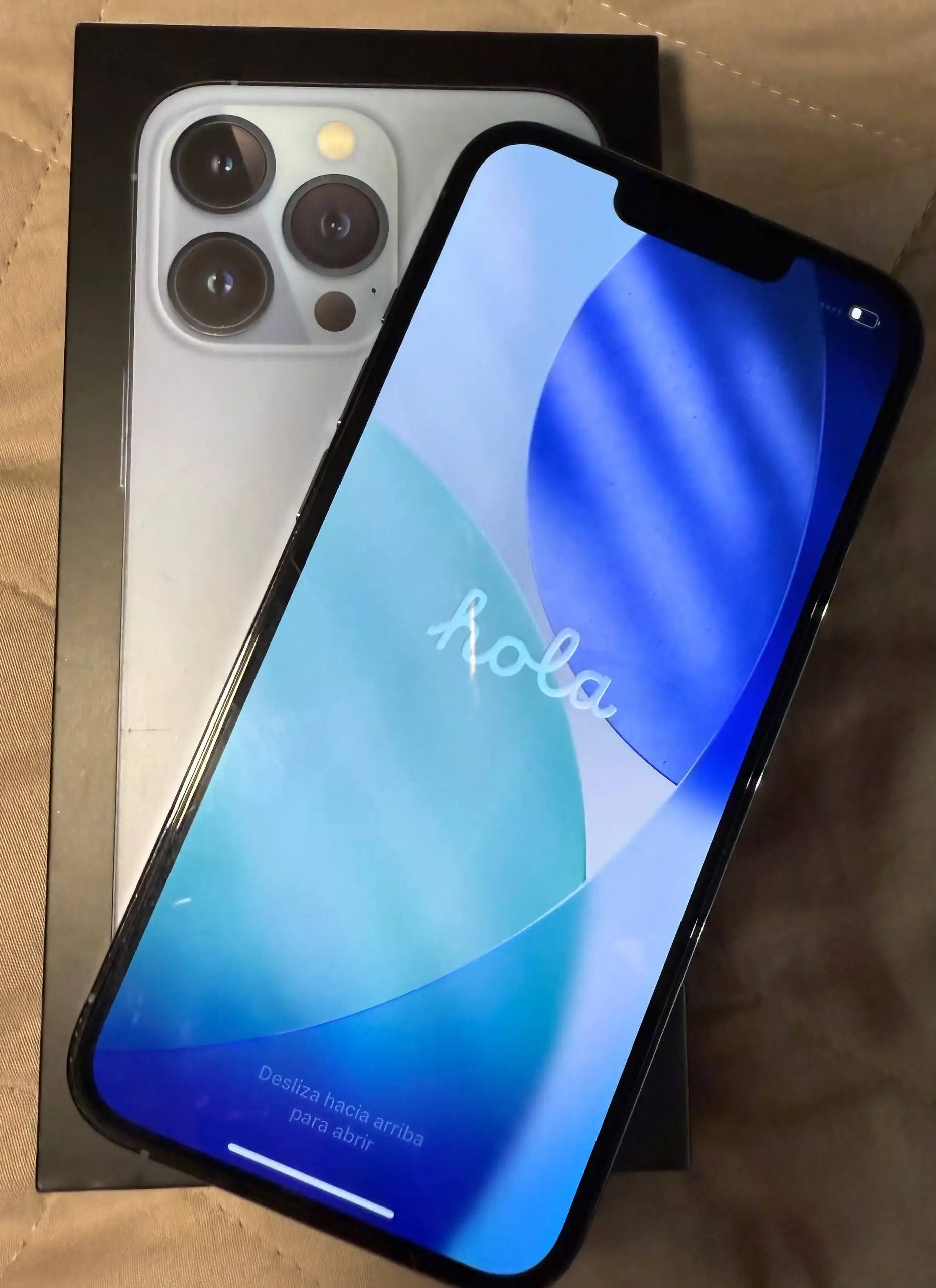 iPhone 13 Pro 128 ГБ в идеальном состоянии