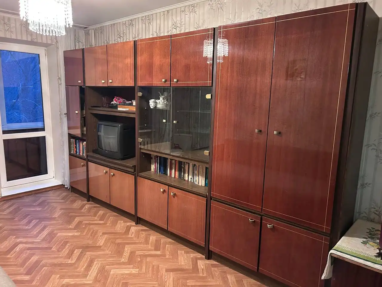 Продажа мебели и сантехники