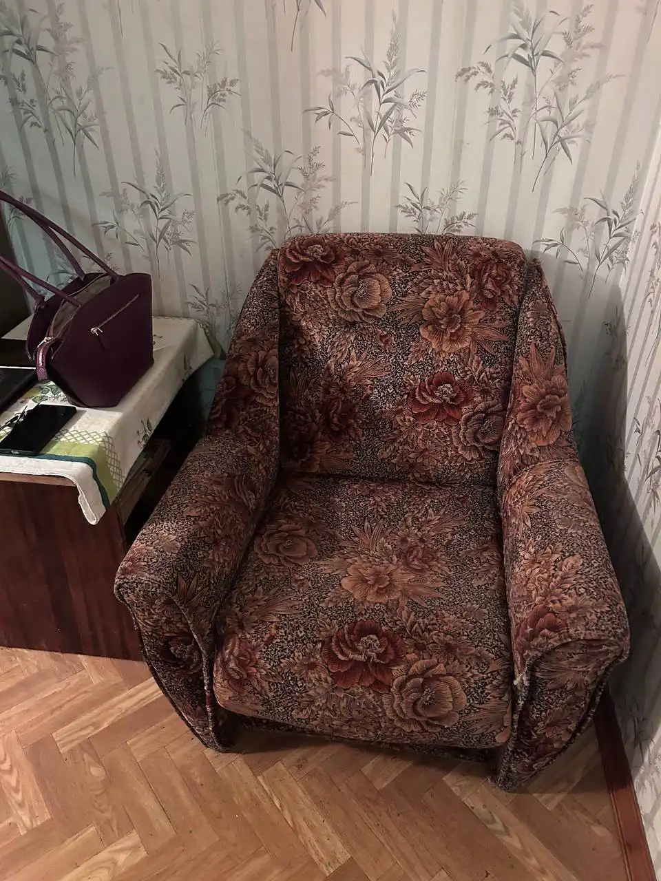 Продажа мебели и сантехники