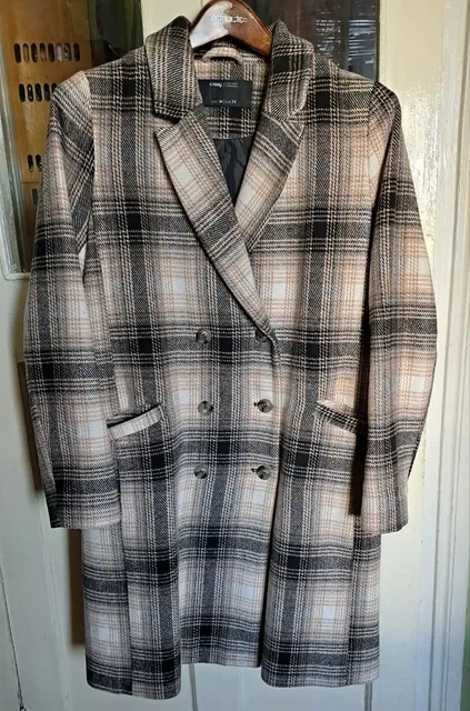 Пальто женское и рюкзак школьный - Одежда в Самара