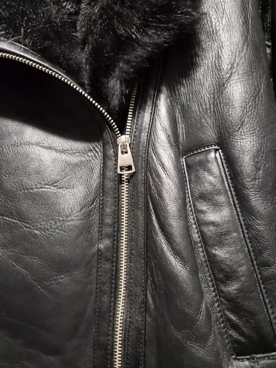 Женская дубленка из натуральной кожи и меха Тасканы