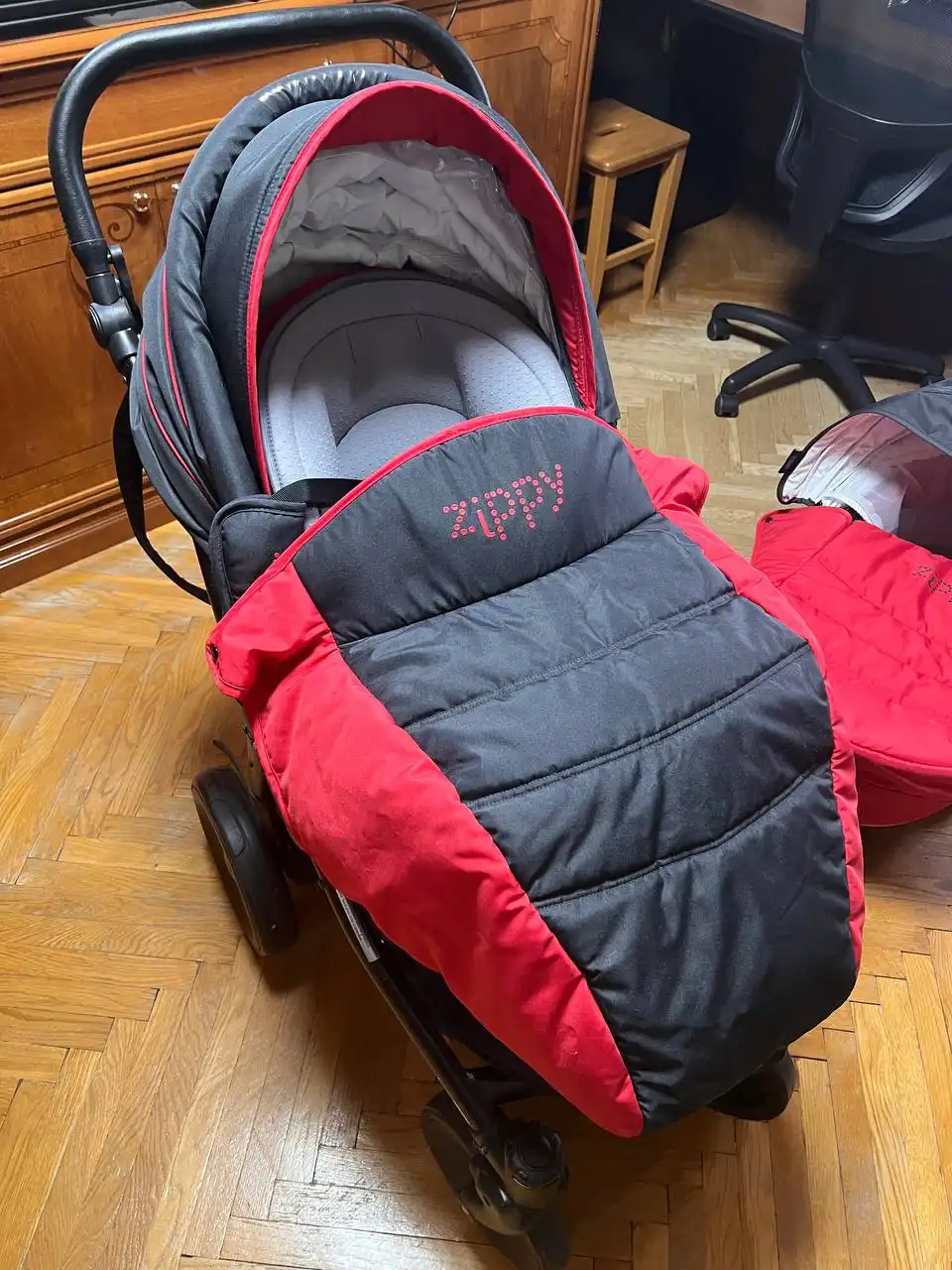 Коляска Tutis Zippy 2в1 в отличном состоянии