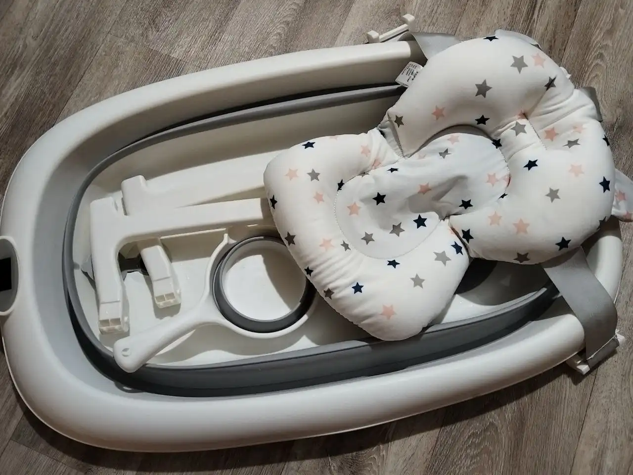 Ванночка для купания новорождённых