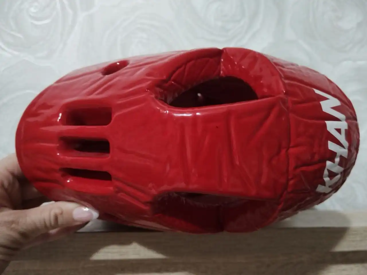 Продам шлем и экипировку для тхэквондо