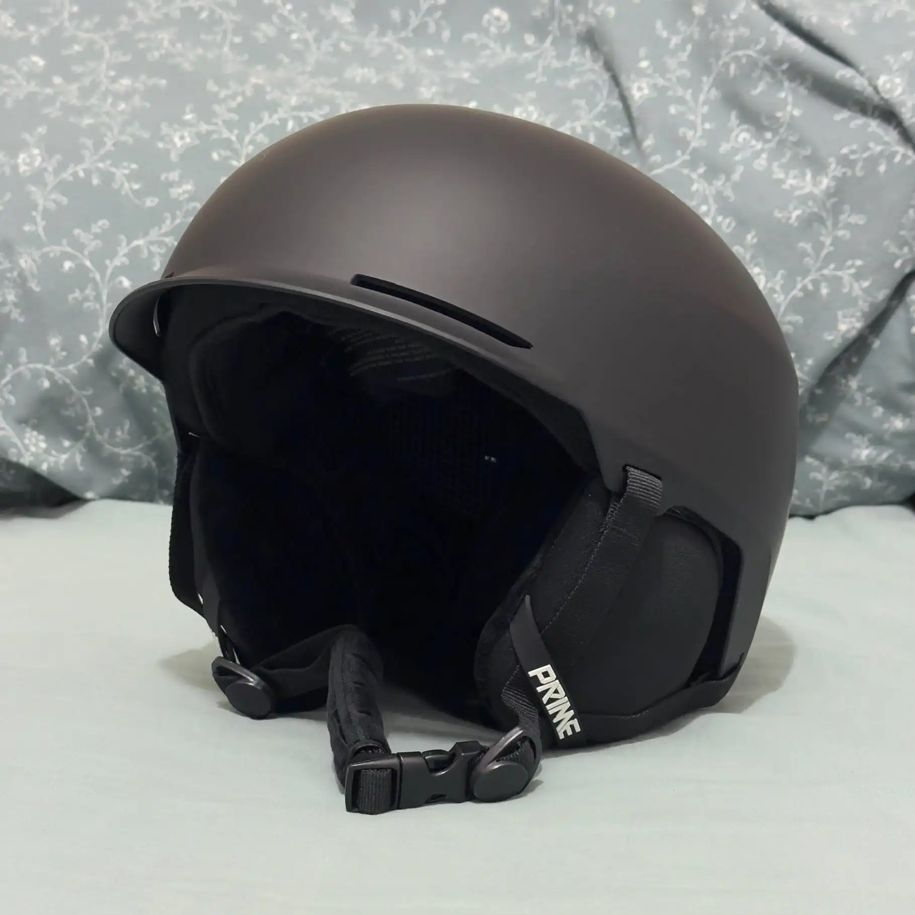 Продажа спортивных товаров и аксессуаров