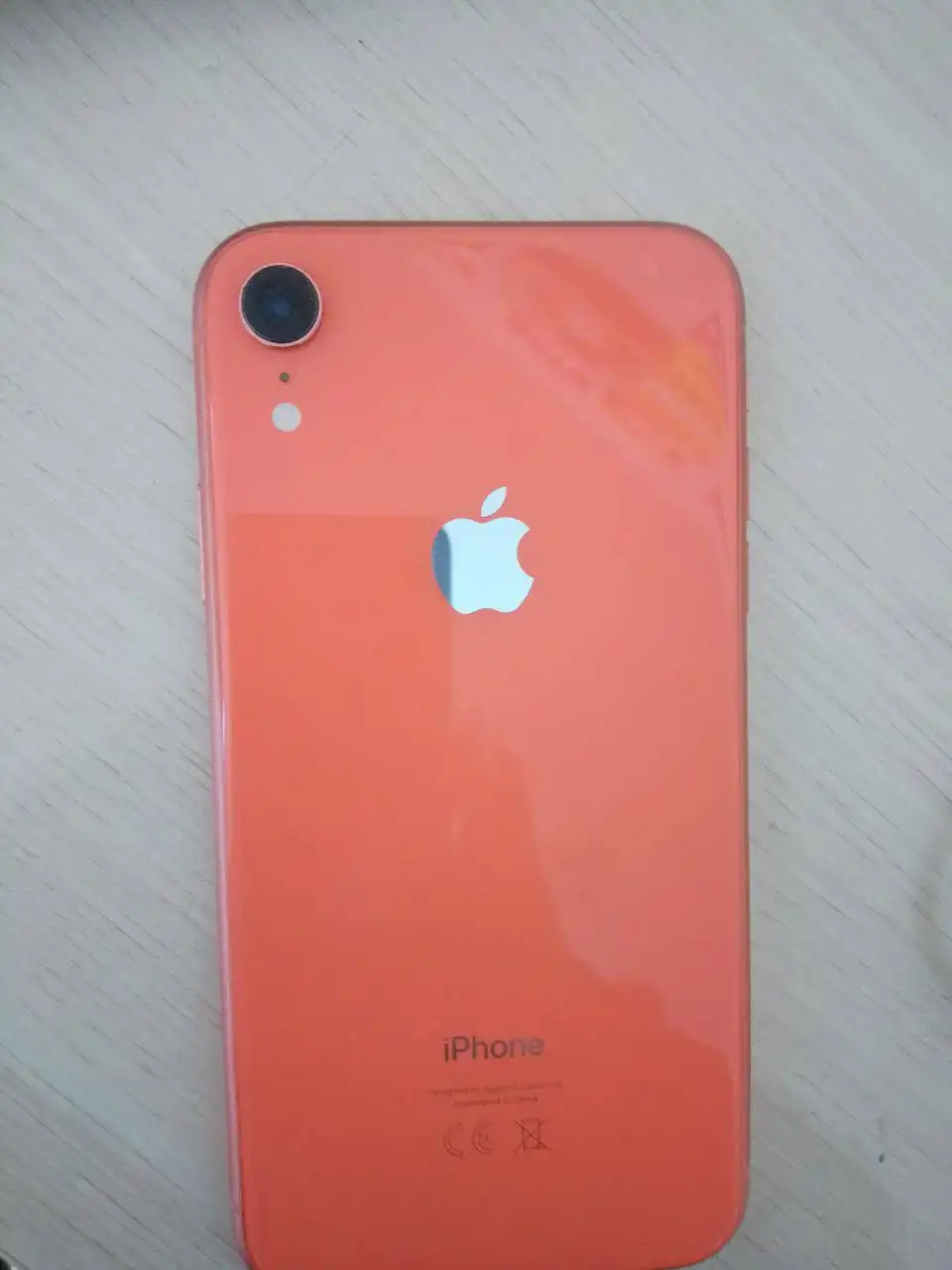 Айфон XR с аккумулятором 77% для обмена