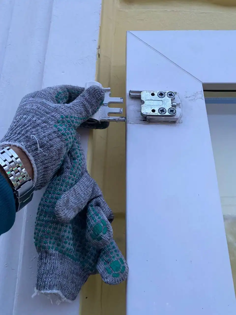 Ремонт окон в день обращения в Самаре