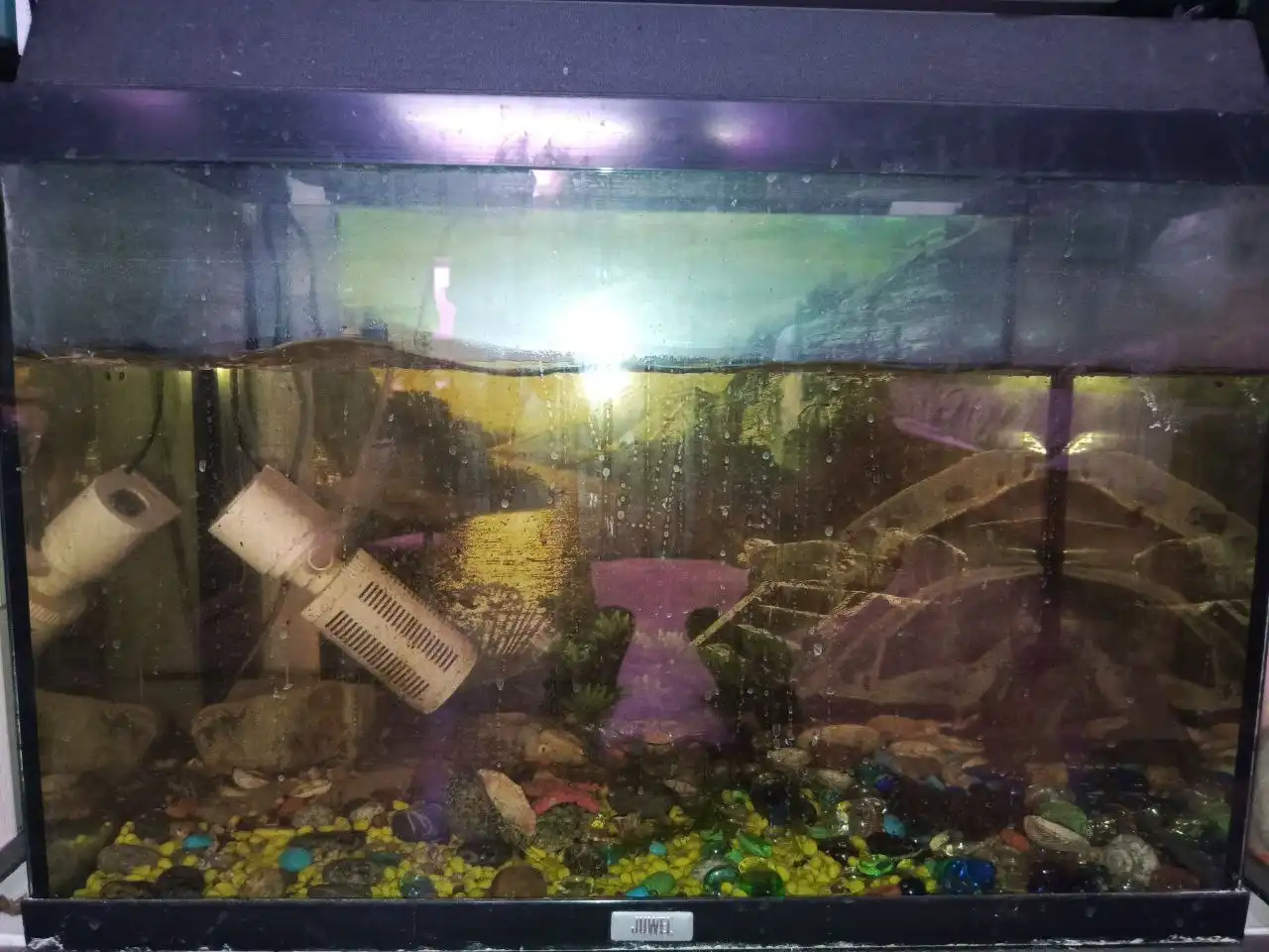 Продам кожаный диван и кресло