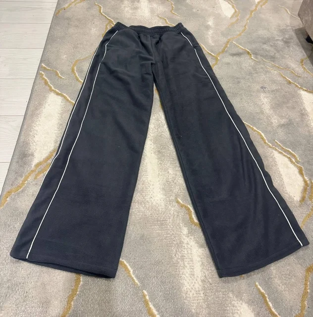 Продам новые флисовые штаны 101 см - Футболки в Самара