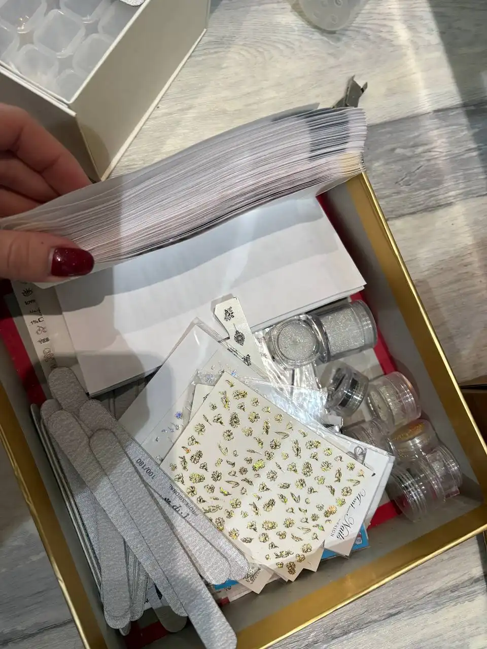 Продажа профессиональных материалов для маникюра - Маникюрные материалы (Красота и здоровье) в Самара