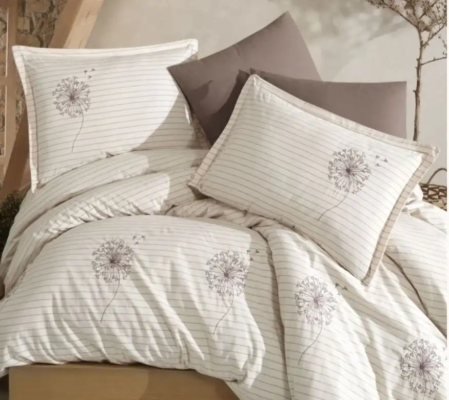 Комплект постельного белья с вышивкой из Турции - Барахолка в Самара