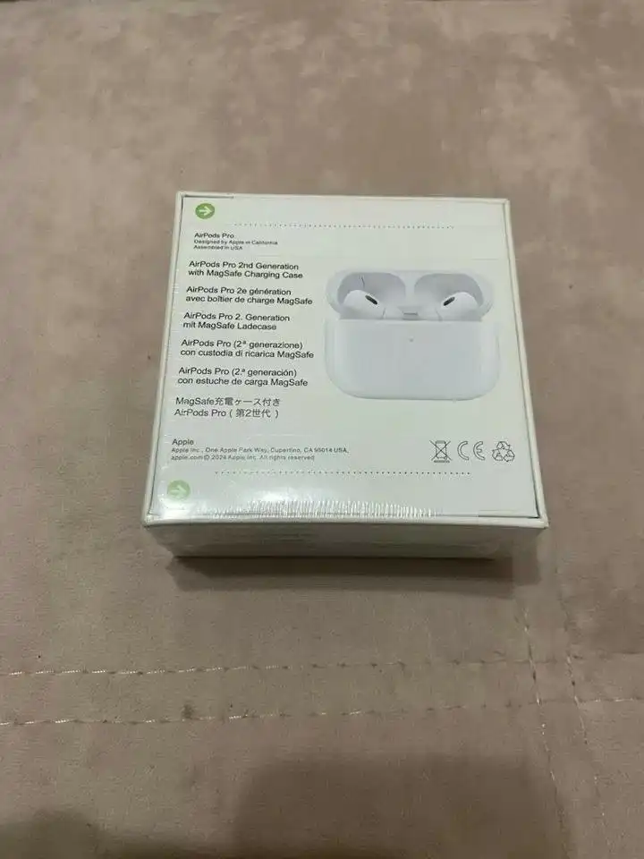Продам новые AirPods Pro премиум запечатанные - Наушники (Электроника) в Самара