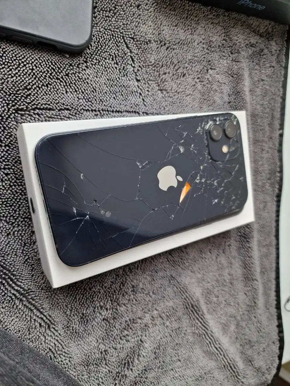 Продам Iphone 12 64gb - Смартфоны (Электроника) в Самара