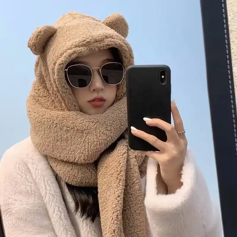 Плюшевая шапка шарф с варежками - Барахолка в Самара