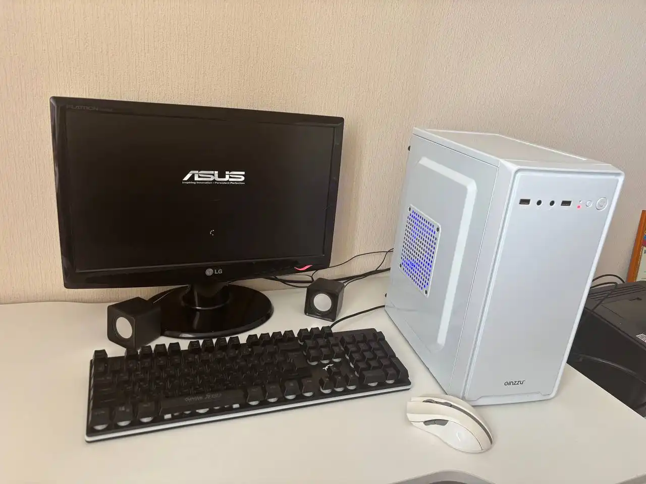 Продам старый компьютер с комплектующими - Компьютеры (Электроника) в Самара