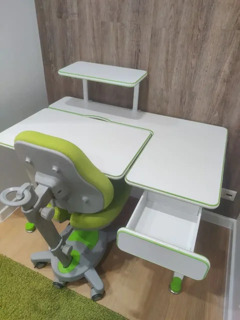 Стол-парта Реформа 34 с регулировкой и шкафчиком - Медикаменты в Самара