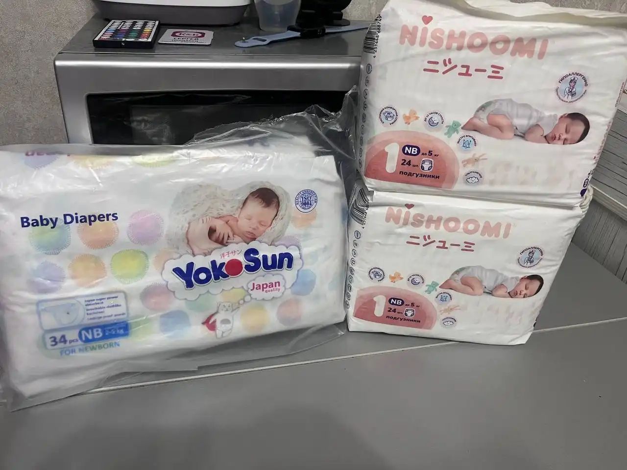 Продам памперсы и костюмы - Памперсы и гигиена (Товары для детей) в Самара