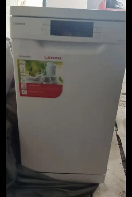 Платье вечернее черное с вышивкой - Кроссовки в Самара