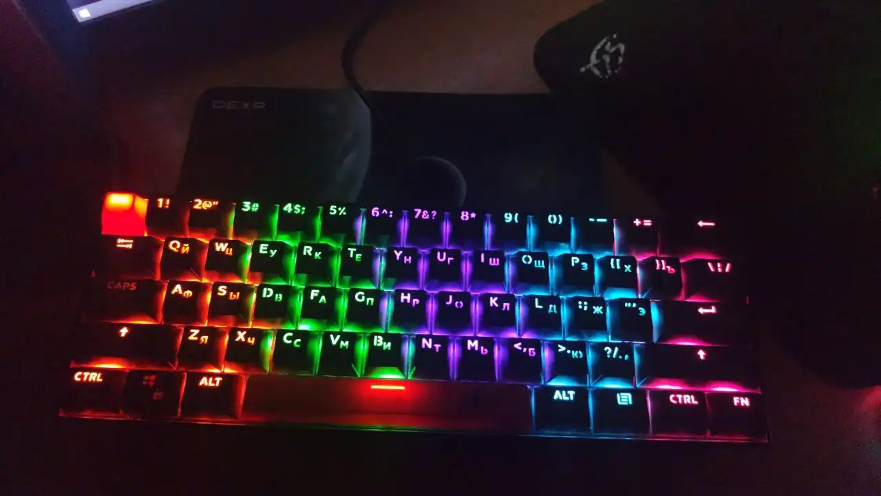 Клавиатура с оранжевыми свитчами и подсветкой - Компьютерные аксессуары (Электроника) в Самара