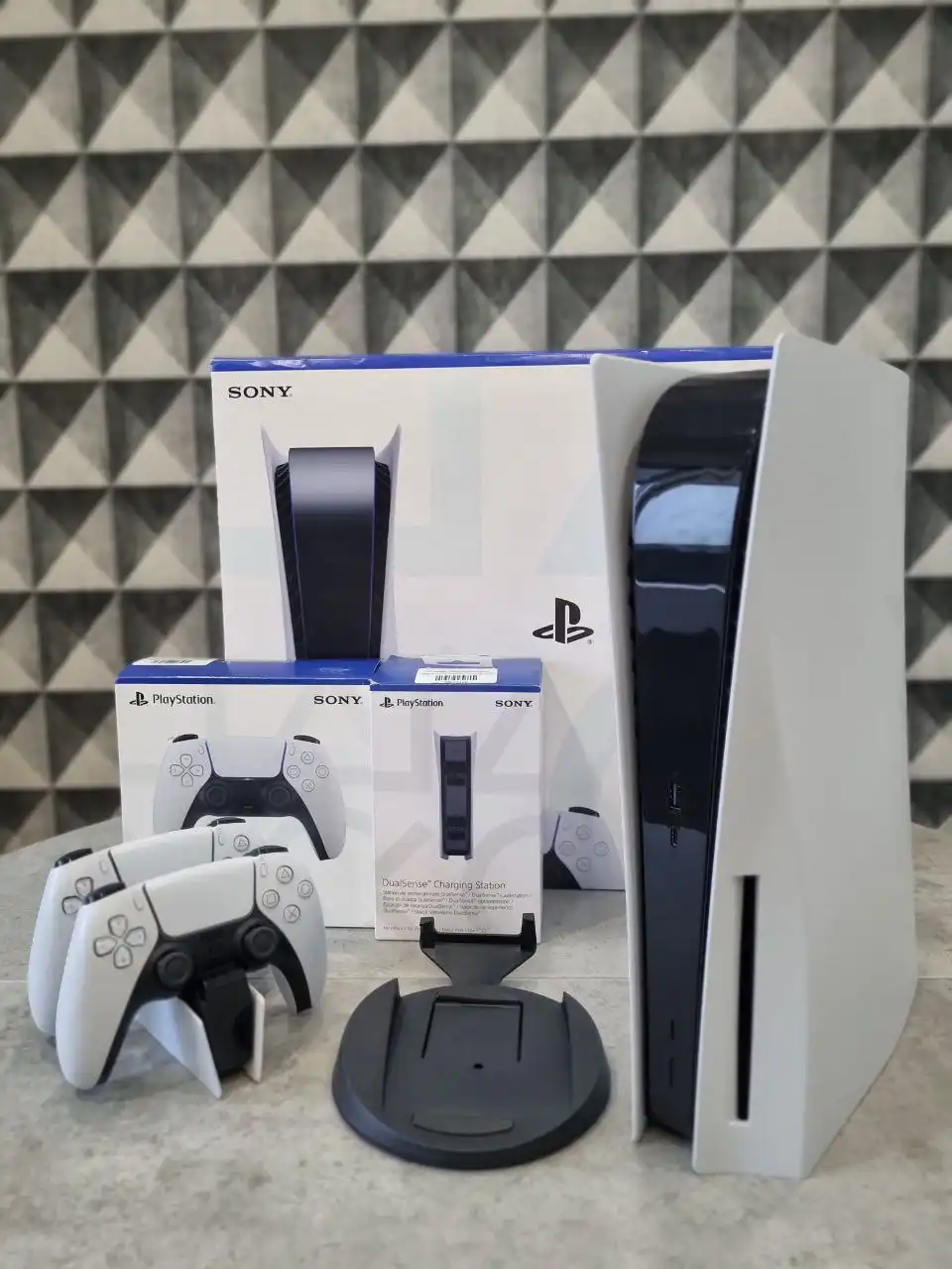 Аквариум с рыбками и оборудованием - Аквариумистика (Животные) в Самара