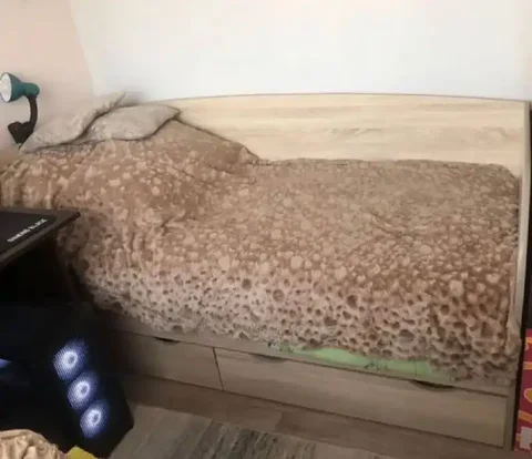 Односпальная кровать с матрасом и ящиками для хранения - Освещение в Самара