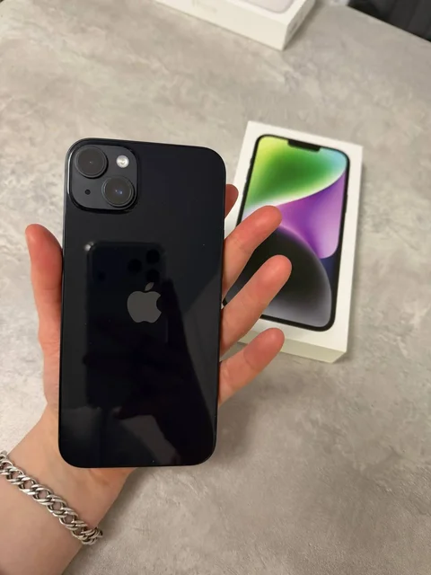 Продам iPhone 14 Plus 128 ГБ в темно-синем цвете - частное объявление в Самара