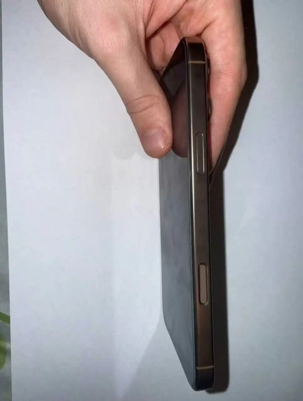 Продам iPhone 16 Pro Max 256гб золотистый - Смартфоны (Электроника) в Самара