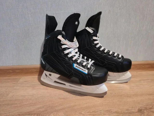Коньки хоккейные Nordway NDW200 размер 39 - Спорттовары в Самара